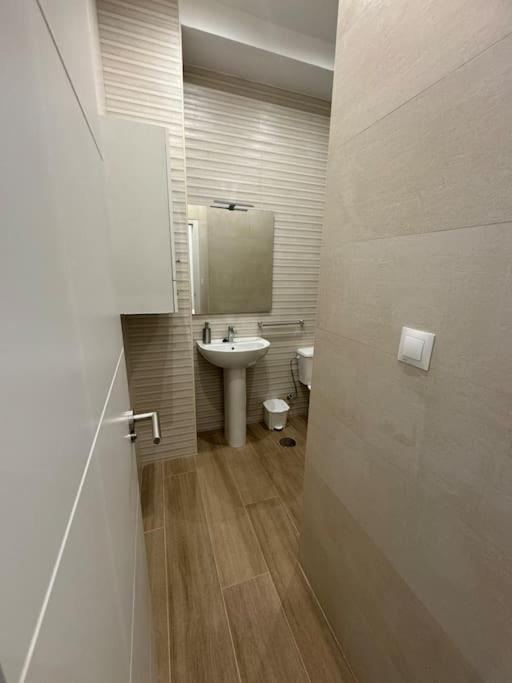 Apartamento San Diego Primero Derecha Granada